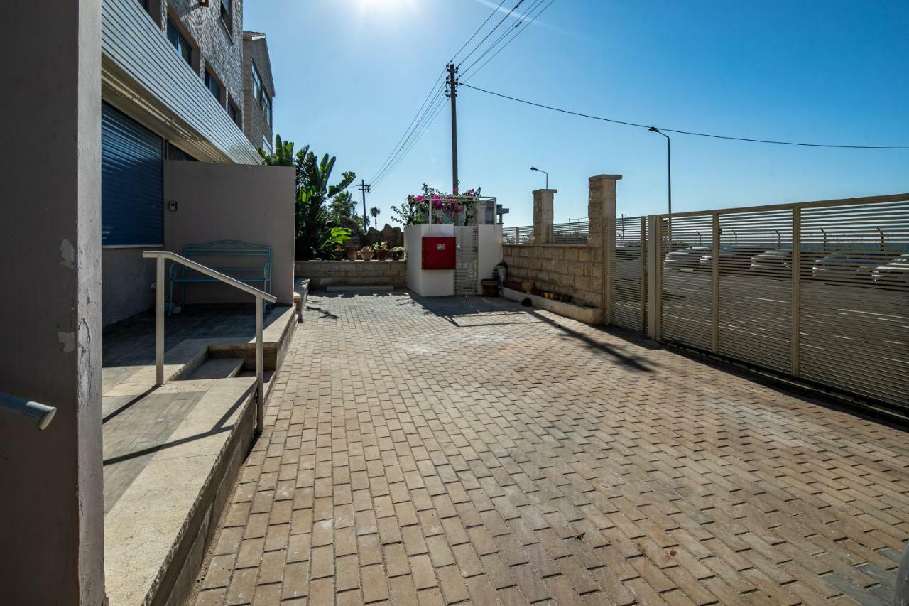 Port City Haifa - Bat Galim Oceanfront Luxury Esterno foto